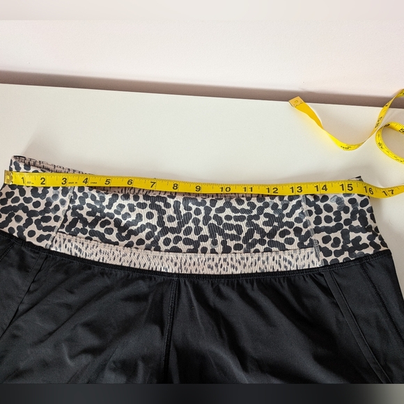 🌷2 for$40 - EUC Lululemon Run Time shorts - Picture 8 of 10